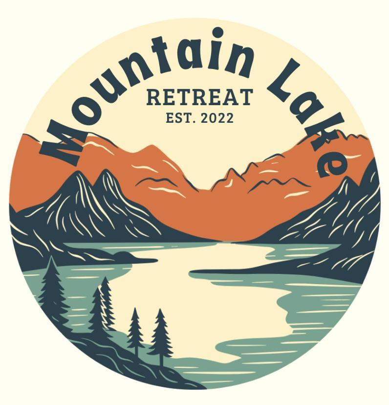 Mountain Lake Retreat - Hot Tub, Lake, Fire Pit, Wineries, Restaurant Harpers Ferry Eksteriør billede